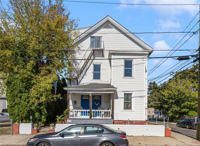 129 Hendrick Street, Home with 5 bedrooms, 3 bathrooms and 6 parking in Providence RI | Image 1