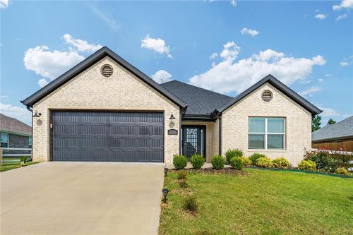 1709 S 11th Pl, Rogers, AR, 72756-4024 | Card Image