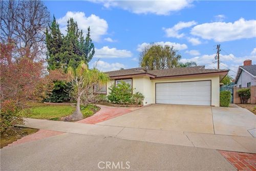 11381 Park Ln, Garden Grove, CA, 92840-1542 | Card Image