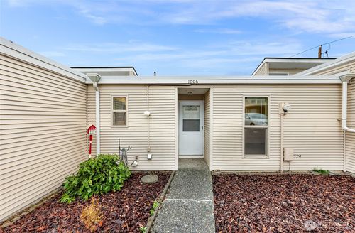 1006 Ne Lindsay St, Coupeville, WA, 98239-9588 | Card Image