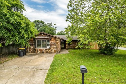 13827 S 283rd East Ave, Coweta, OK, 74429-7551 | Card Image