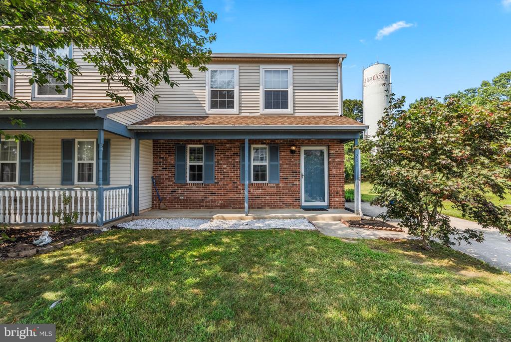 Strawbridge Ln, Mullica Hill, NJ 08062