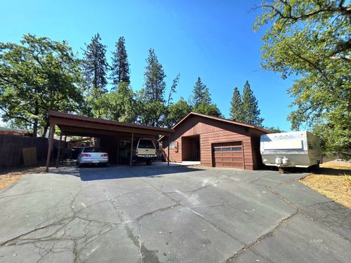 238 Circle Dr, Hayfork, CA, 96041-9011 | Card Image