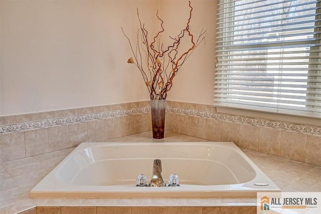 38 Tanner Dr, House other with 4 bedrooms, 3 bathrooms and null parking in Princeton NJ | Image 47