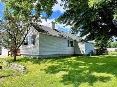 921 S 1st Street, House other with 3 bedrooms, 2 bathrooms and null parking in Prairie Du Chien WI | Image 3