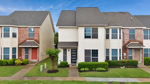 5652 Giddyup Ln, Fort Worth, TX, 76179-7351 | Card Image