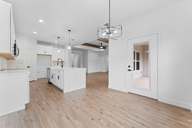 4609 Eagle Nest Ct, House other with 4 bedrooms, 3 bathrooms and null parking in Granbury TX | Image 15