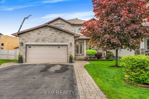 224 Topaze Cres, Rockland, ON, K4K0E4 | Card Image