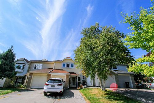 126 Hawkshead Cres, Scarborough, ON, M1W2Z5 | Card Image