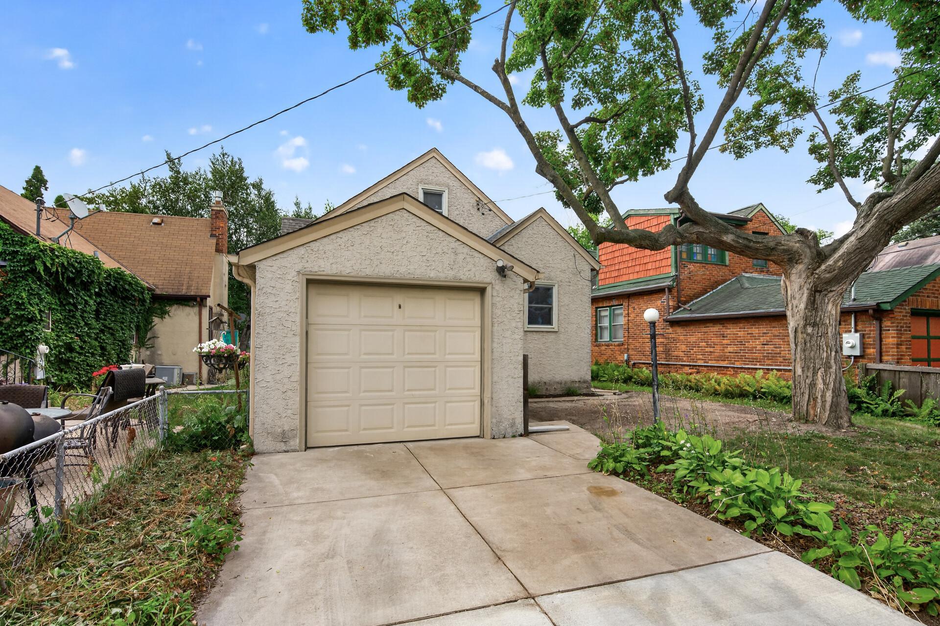 Residential in Minneapolis 4