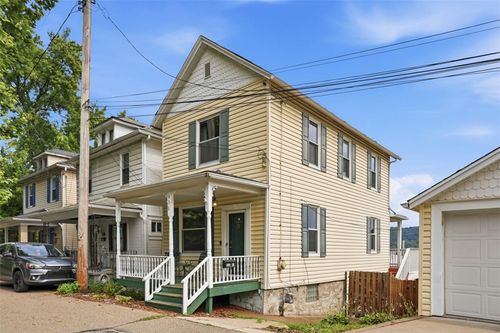 636 1/2 5th Ave, Coraopolis, PA, 15108-1524 | Card Image