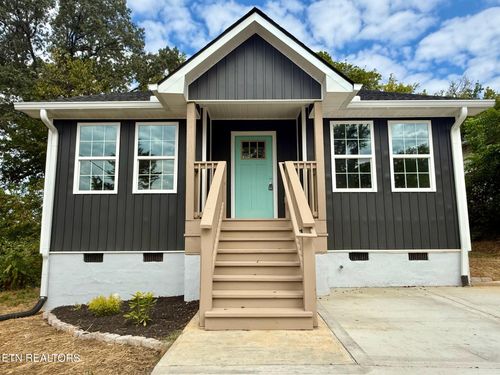 156 Old State Rd, Knoxville, TN, 37914-3537 | Card Image