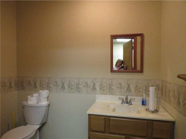 45 W Main St, Home with 0 bedrooms, 0 bathrooms and 12 parking in Sharpsville PA | Image 22