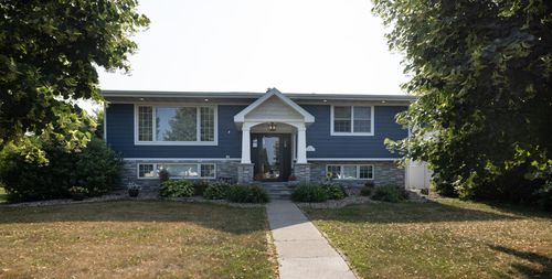 407 Hougen Street S, Northwood, ND, 58267 | Card Image