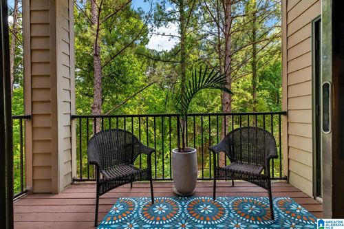 204-204 Sterling Oaks Dr, HOOVER, AL, 35244-2032 | Card Image