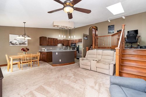 3514 Douglas Dr N, Crystal, MN, 55422-2416 | Card Image