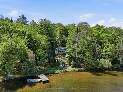 1021 Colonization Trail, Haliburton, ON, K0M1S0 | Card Image
