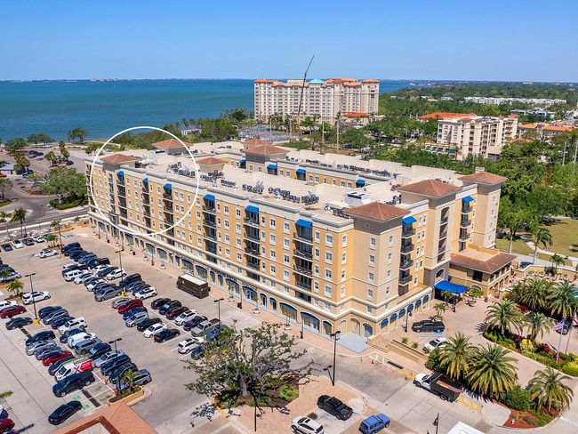 front entry of building from guest parking pad | Image 5