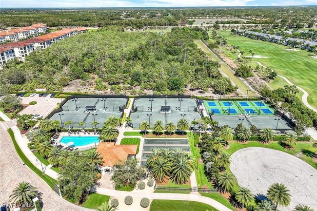 UNIT-102 - 16375 Viansa Way, Condo with 3 bedrooms, 4 bathrooms and null parking in NAPLES FL | Image 37