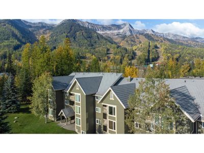 222 - 4559 Timberline Cres, Condo with 2 bedrooms, 2 bathrooms and 1 parking in Fernie BC | Image 1