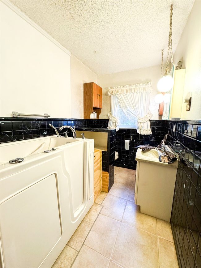 1507 N Avenue H, House other with 3 bedrooms, 2 bathrooms and null parking in Haskell TX | Image 22