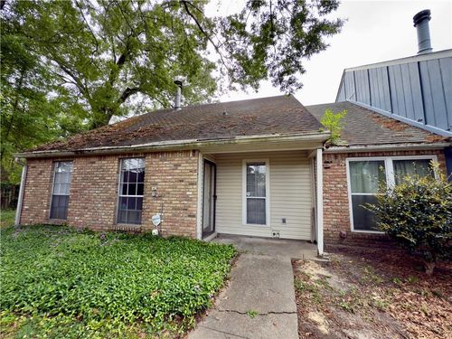 11090 Red Oak Dr, Baton Rouge, LA, 70815-1934 | Card Image