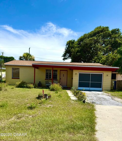 162 Laurie Dr, Ormond Beach, FL, 32176-3216 | Card Image