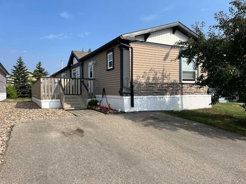 8901 88c Street, Grande Prairie, AB, T8X0G2 | Card Image