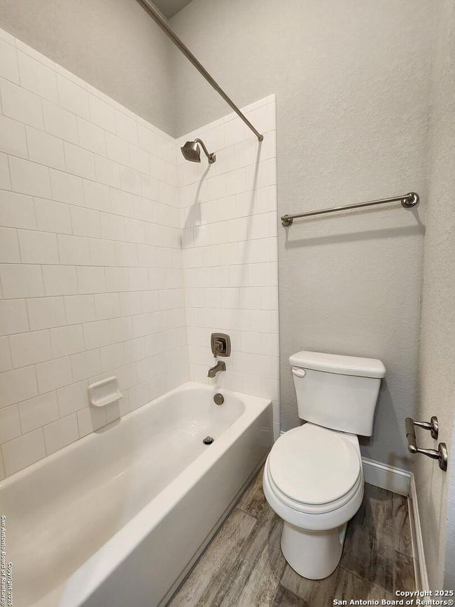 1113 Carriage Loop, House other with 4 bedrooms, 4 bathrooms and null parking in New Braunfels TX | Image 22