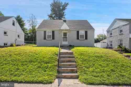 475 Evergreen Ave, PHILADELPHIA, PA, 19128-4016 | Card Image