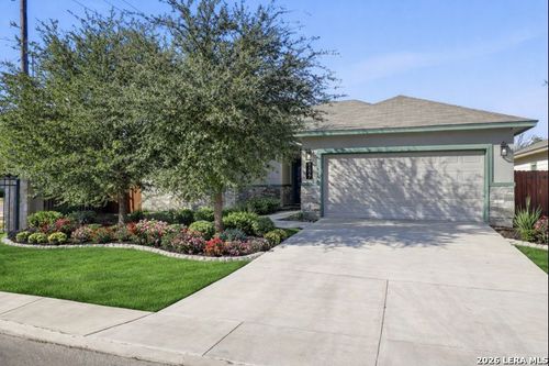 9527 Butterfly Bnd, San Antonio, TX, 78224-4469 | Card Image