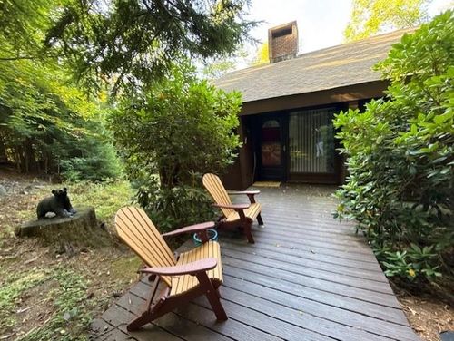 38 Pine Grove Rd, Sunapee, NH, 03782-2337 | Card Image