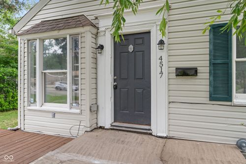 4517 E 16th St, Indianapolis, IN, 46201-1728 | Card Image