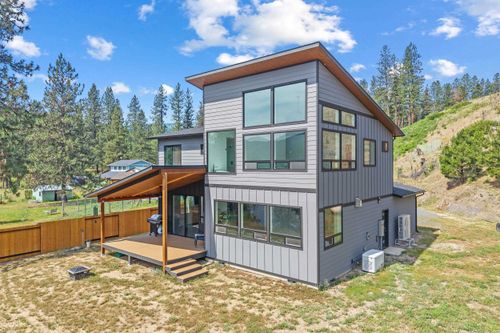 18 Little Joes Rd, Kettle Falls, WA, 99141-9576 | Card Image