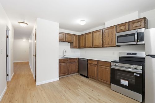 apt-2-8 Chapel Hill Dr, Plymouth, MA, 02360-6025 | Card Image
