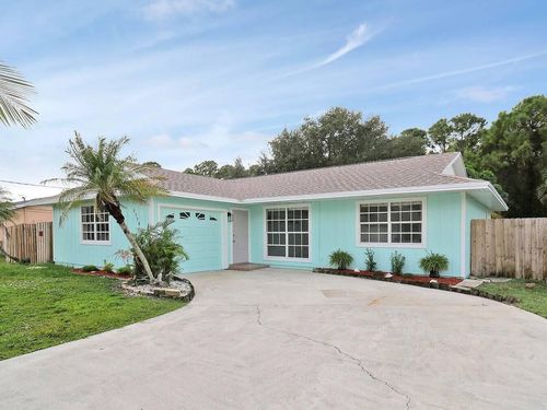 2558 Sw Chestnut Ln, Port St. Lucie, FL, 34953-2946 | Card Image