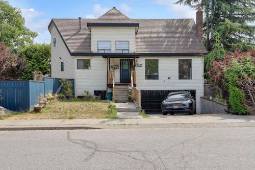 11196 Monroe Dr, Delta, BC, V4C7T4 | Card Image