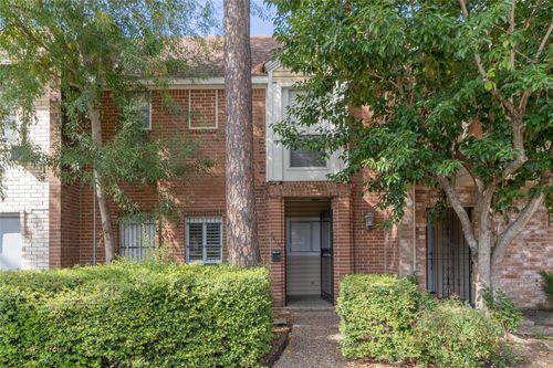 23-1404 Walnut Bend Ln, Houston, TX, 77042-2316 | Card Image