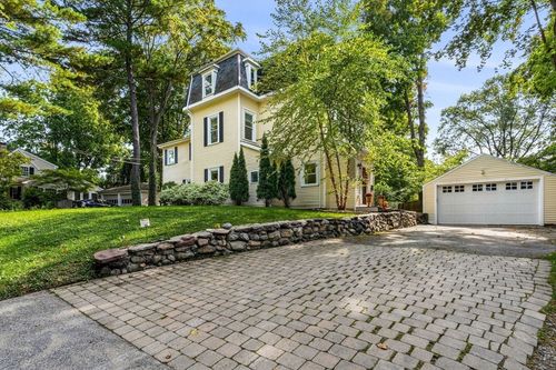 28 Mercer Rd, Needham, MA, 02494-1613 | Card Image