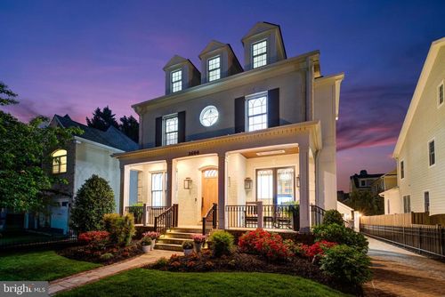 2600 12th St N, ARLINGTON, VA, 22201-2818 | Card Image