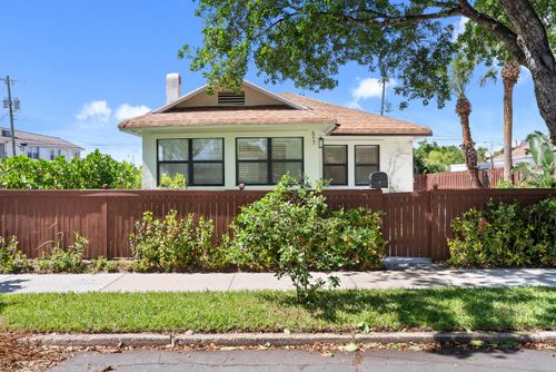 517 55th Street, West Palm Beach, FL, 33407 | Card Image