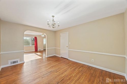 298 Newark Ave, Union, NJ, 07083-9213 | Card Image