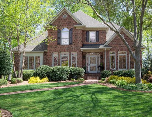 162 N Hiddenbrooke Dr, Advance, NC, 27006-7299 | Card Image