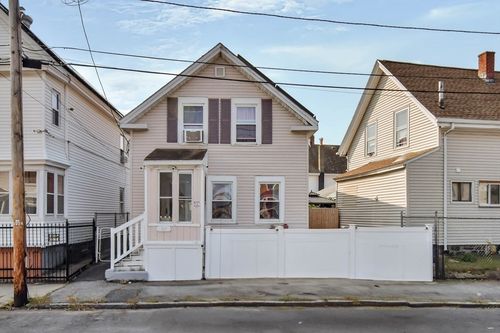 87 Abbott St, Lawrence, MA, 01843-1631 | Card Image