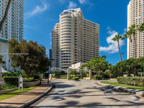 apt-601-888 Brickell Key Dr, Miami, FL, 33131-2604 | Card Image
