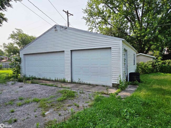 1110 Elm St, House other with 5 bedrooms, 2 bathrooms and null parking in Webster City IA | Image 20