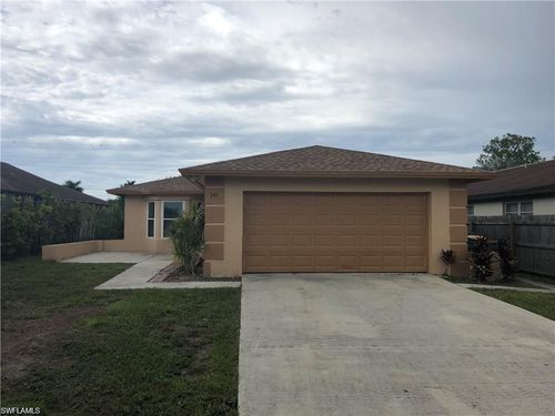 735 106th Ave N, Naples, FL, 34108-1849 | Card Image