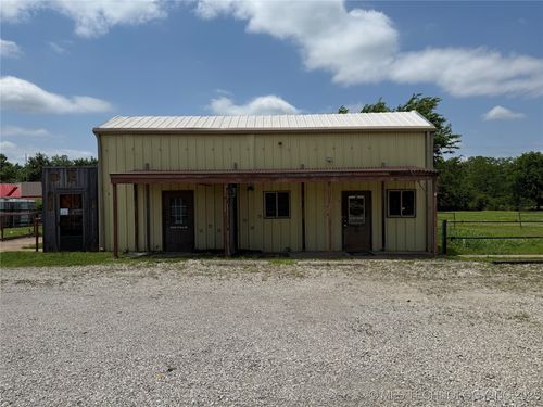 20425 W Highway 66, Kellyville, OK, 74039-4220 | Card Image