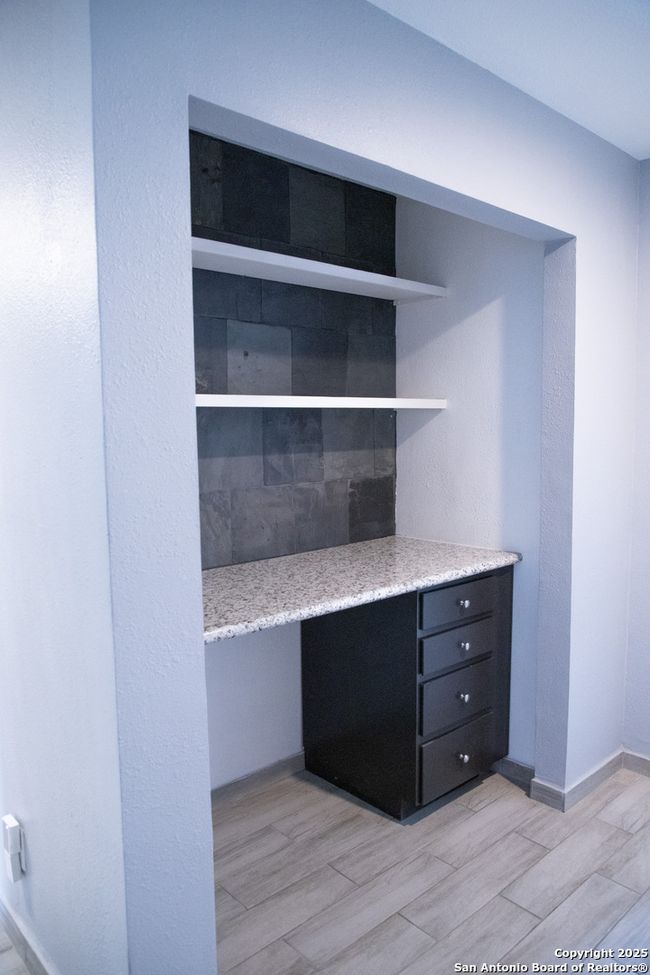 Built-in office space | Image 24