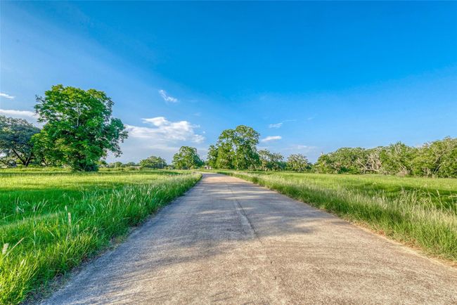 1414 Frontier Trl, Home with 0 bedrooms, 0 bathrooms and null parking in Angleton TX | Image 5